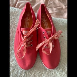 New Coral Keds